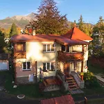 Vila Katarina 151